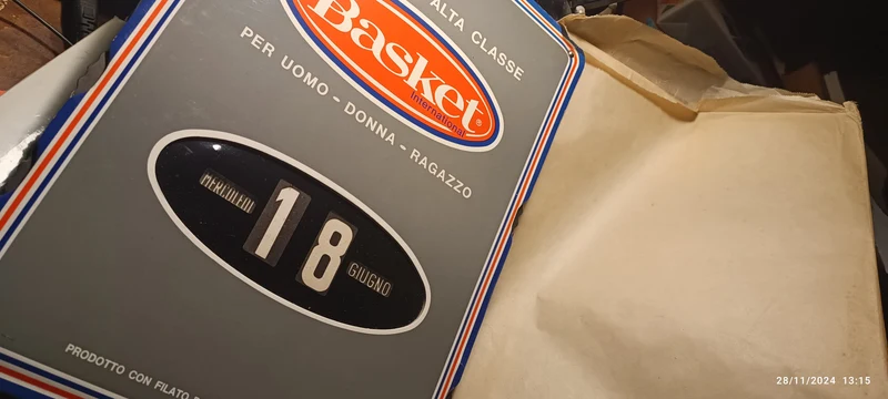 Calendario perpetuo pubblicitario vintage originale. 600 g.