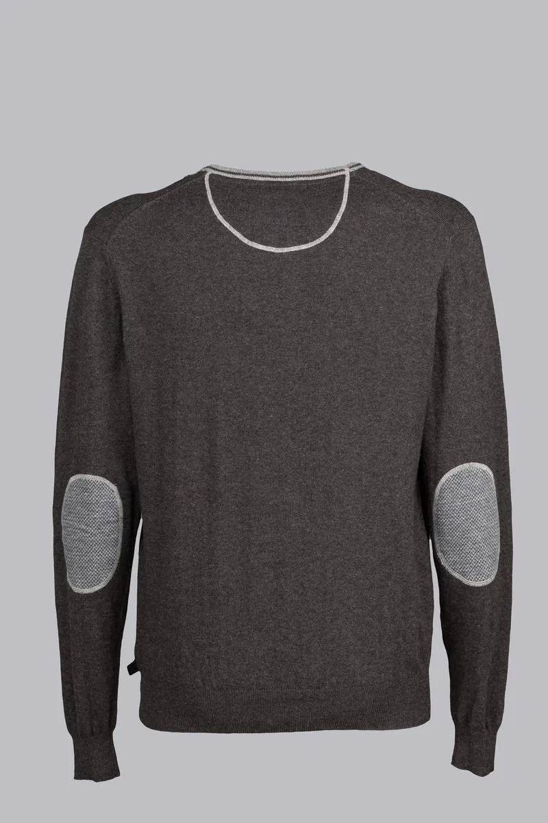Maglione grigio con dettagli a contrasto