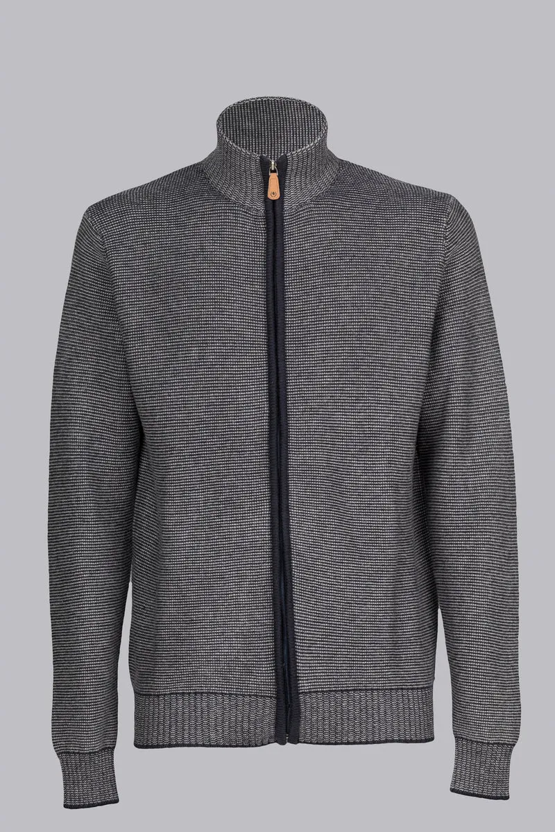 Maglione con collo alto