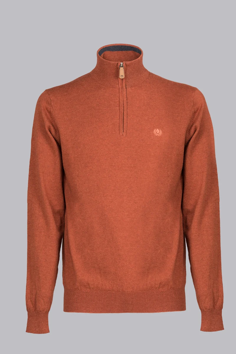 Maglione colore arancione