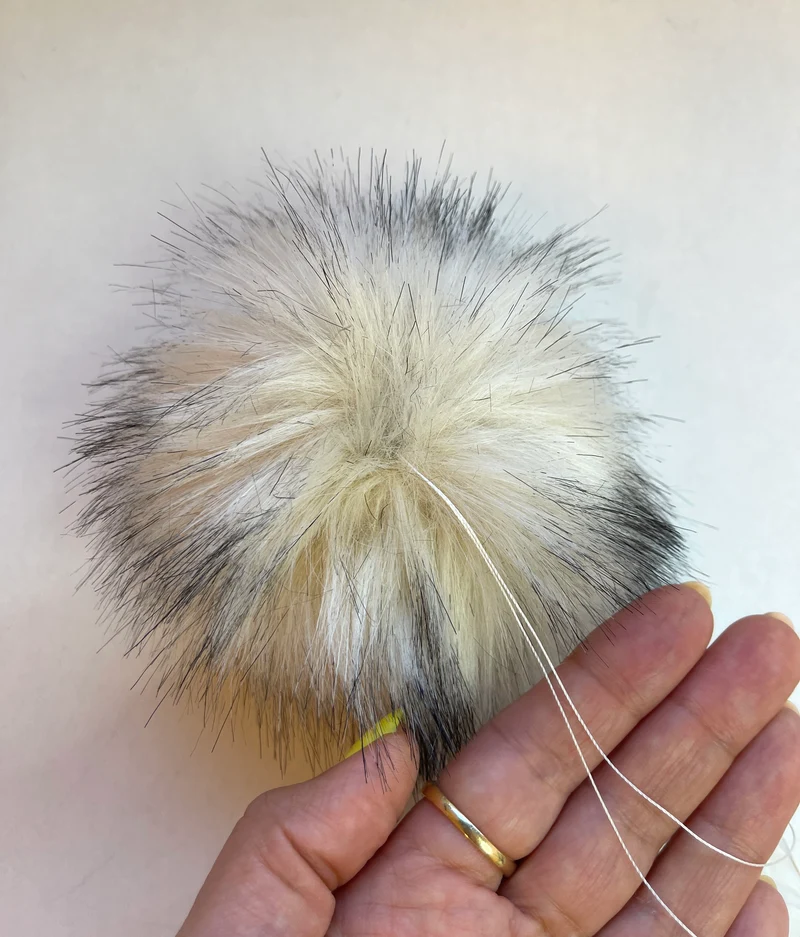 Pompon (eco) beige