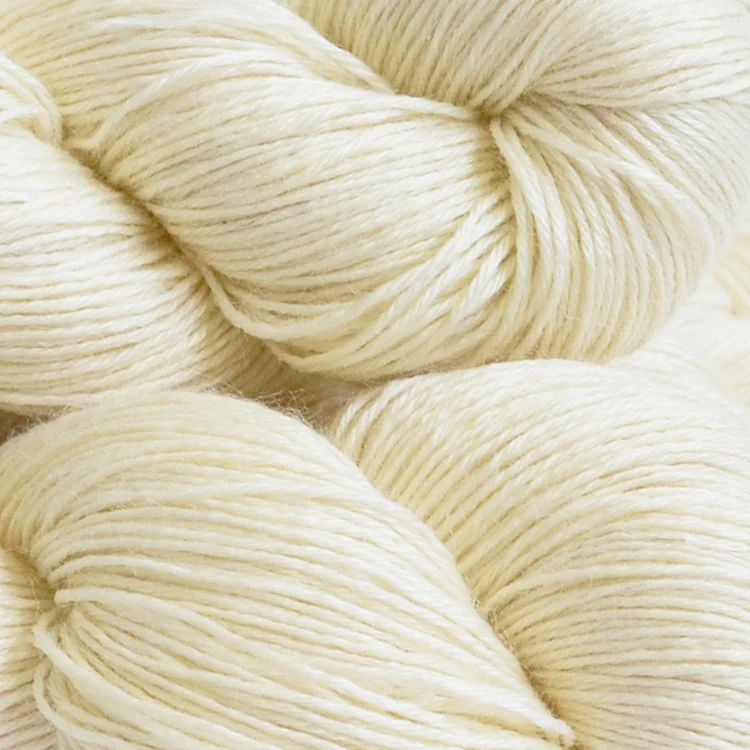 aveyla silky sock