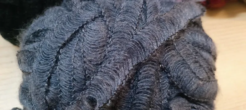 Mix di gomitoli per rifinire maglie, scialli e abiti. 350 g.
