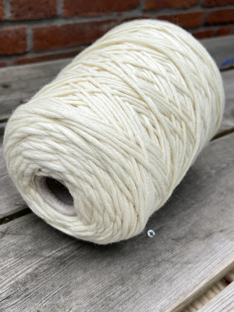 Filati Crochet latteo