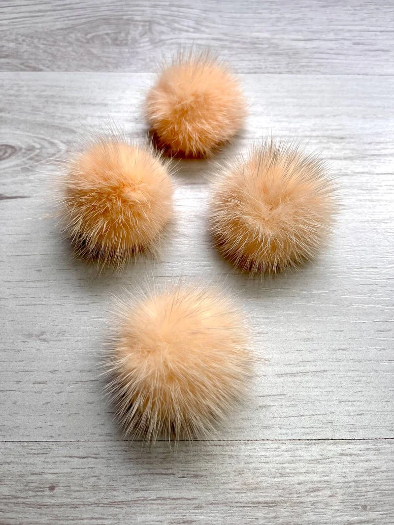 Pompon di pelliccia di visone 100% naturale (pesca)