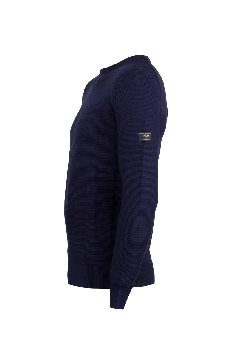 Pullover girocollo a trama lavorata