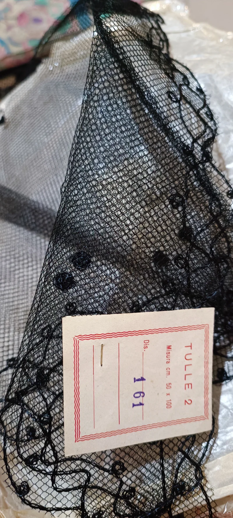 Triangolo di tulle vintage, nero, 50 x 100. 50 g.