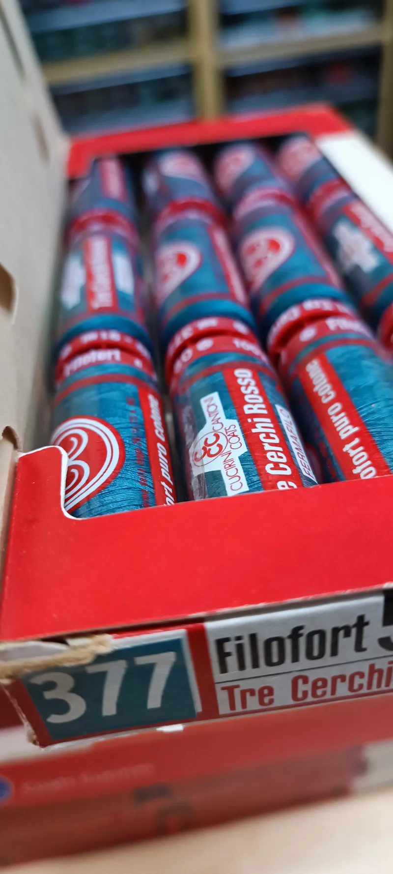 Spagnolette Tre Cerchi Rosso, filo da cucito. Confezione da 12. 100g.