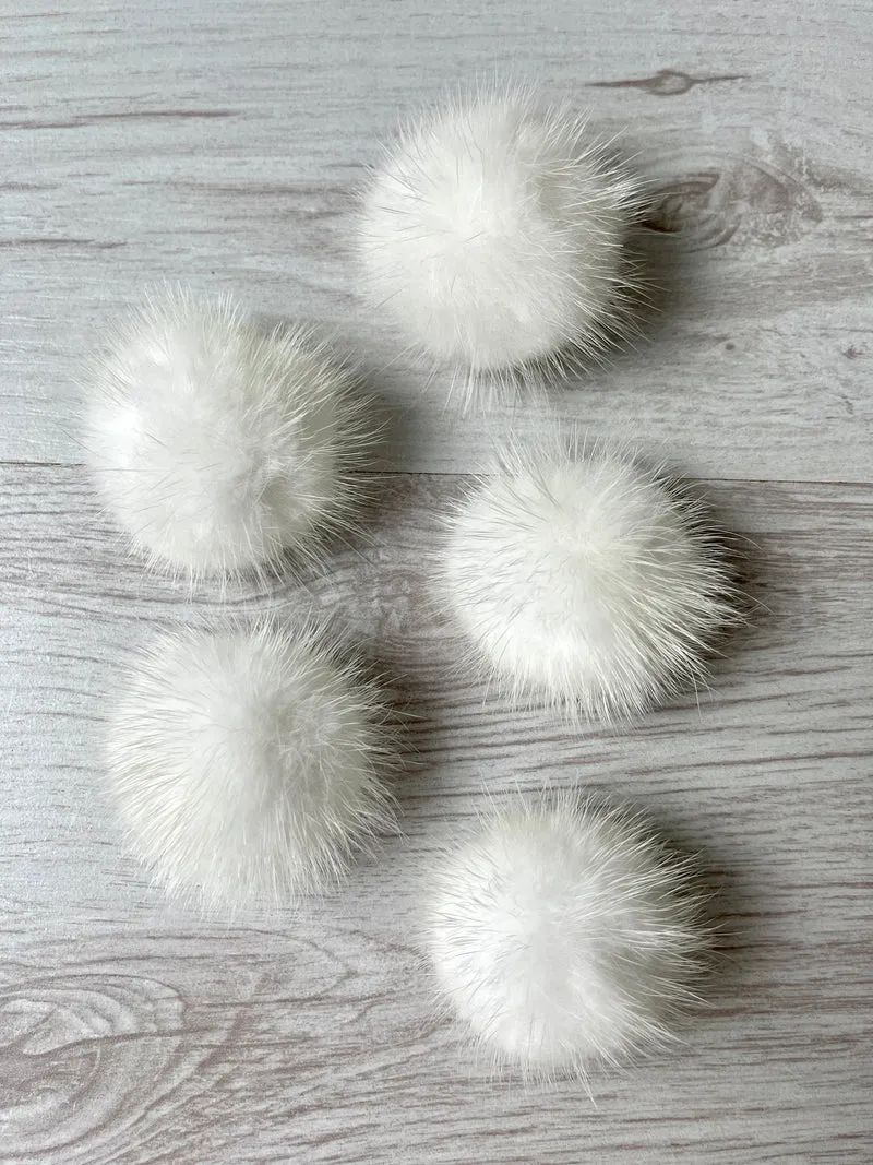 Pompon di pelliccia di visone 100% naturale (bianco)