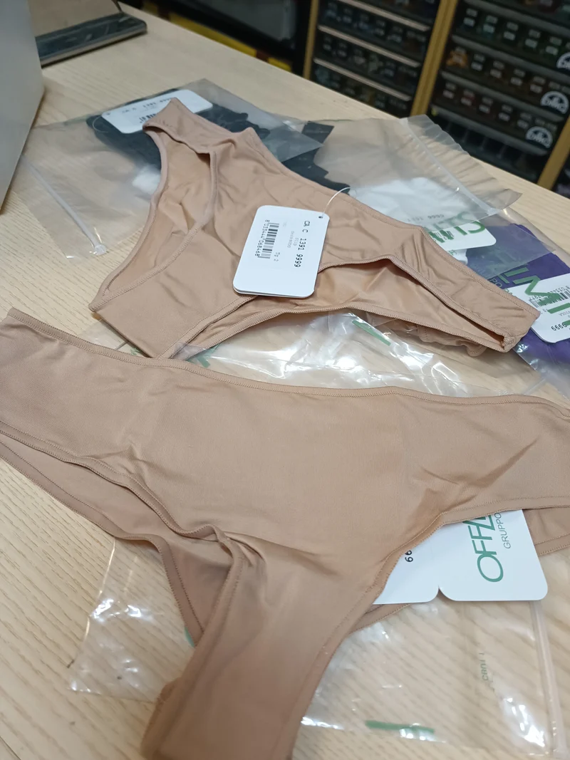Slip e culotte donna, Off-limits Parah, taglia 2. 50g.