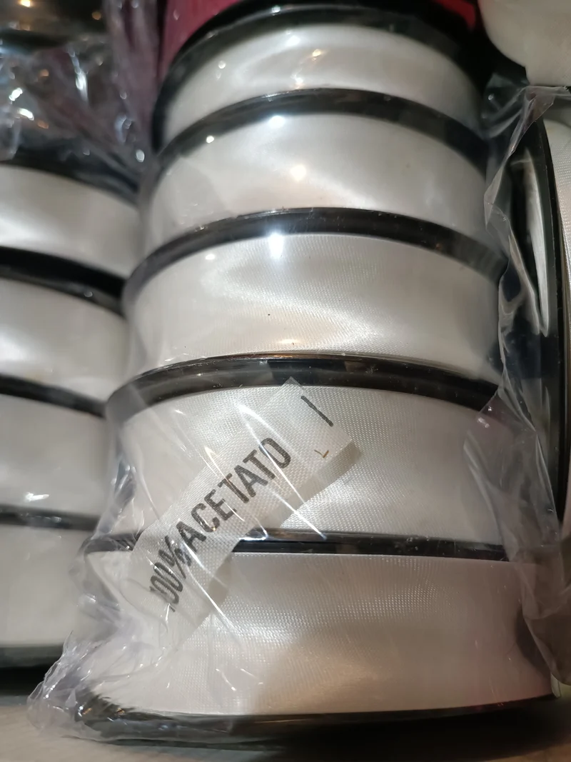 Sbieco di raso 100% acetato, 25 mm, 20 m. 150g.