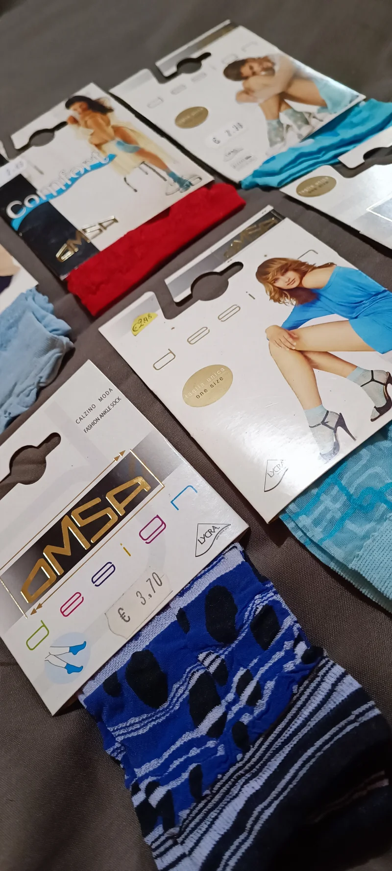 Gambaletti moda OMSA, sei paia, taglia unica, a fantasia e tinta unita. 300g.