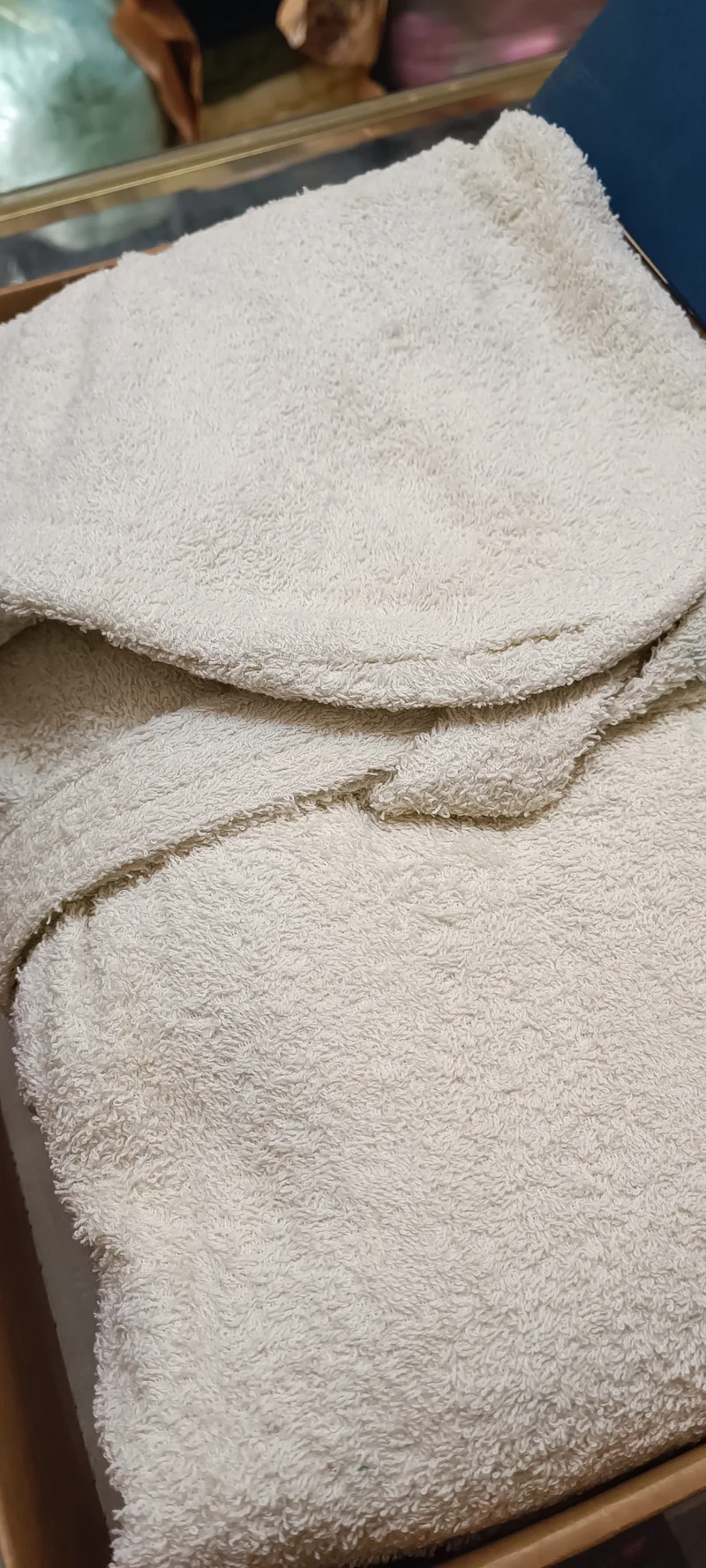 Accappatoio Tess Versilia, elegante e morbido, ideale in confezione regalo. 1,6 kg.