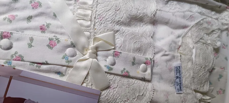Completo vintage in puro cotone Valentina. Camicia da notte e vestaglia, elegante e glamour. Taglia 52. 800g.