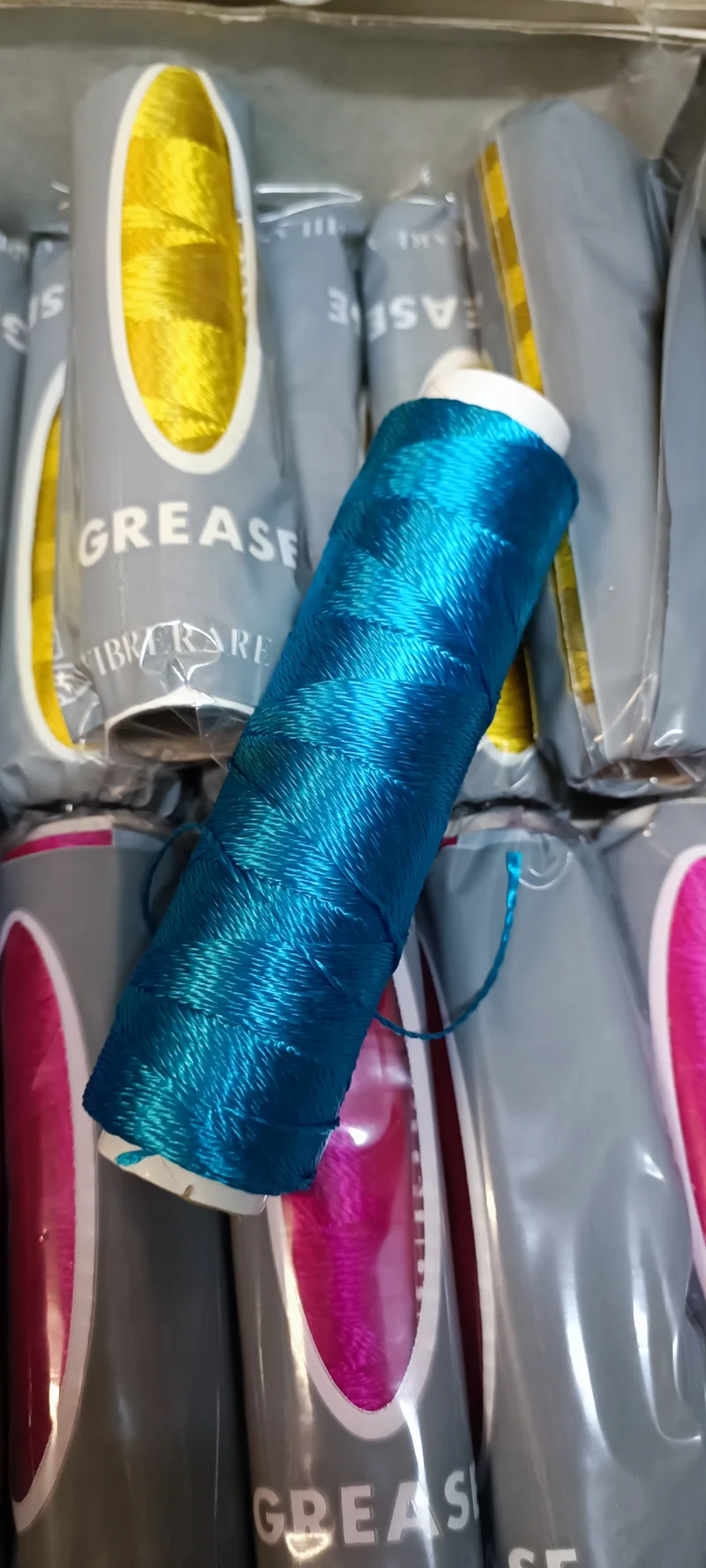Rocca di Silk Silpalon per lavori ai ferri e uncinetto. 50 g.