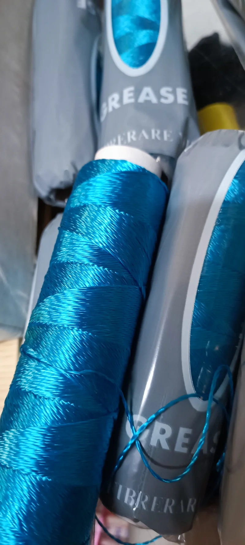 Rocca di Silk Silpalon per lavori ai ferri e uncinetto. 50 g.