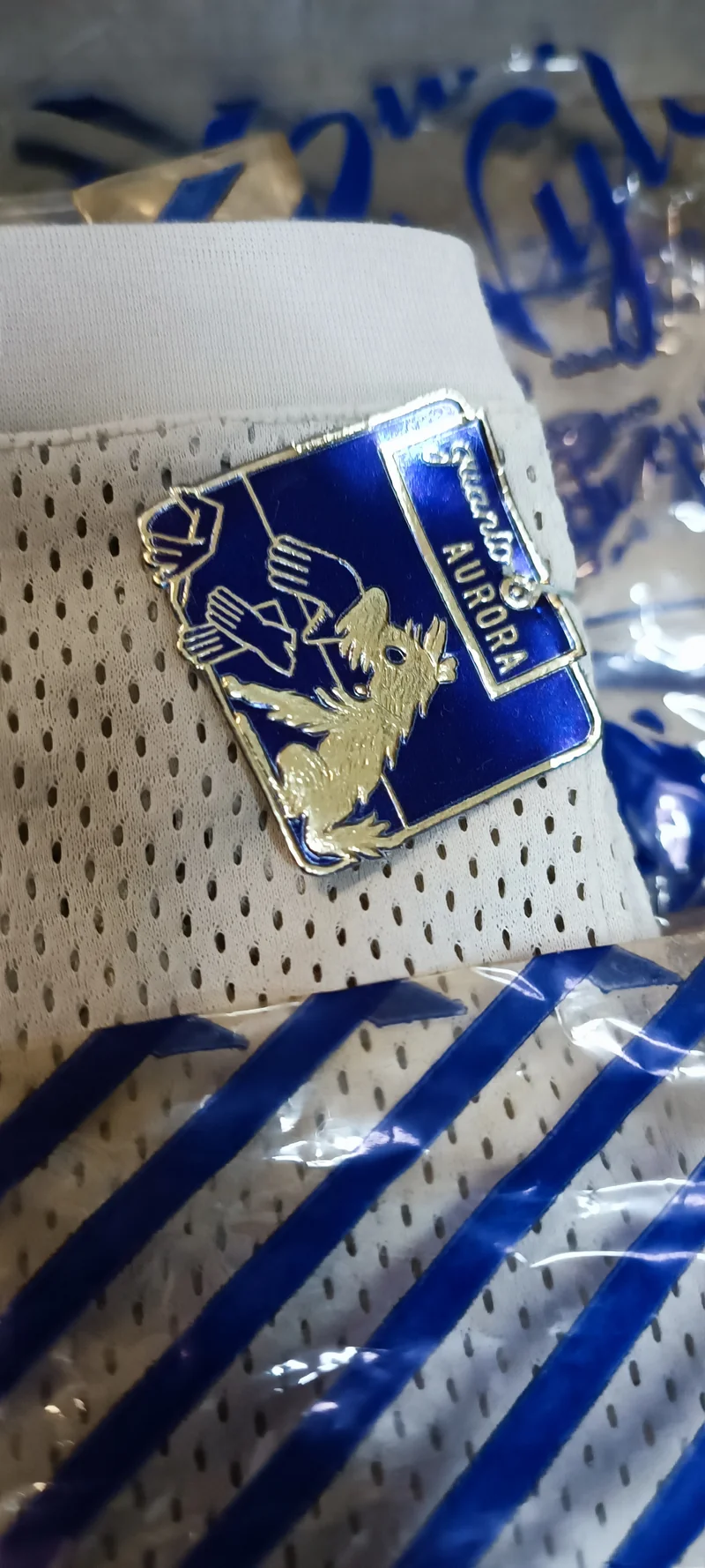 Guanti primaverili vintage in tessuto traforato, fattura inglese,panna o avana secondo disponibilità., 100g.