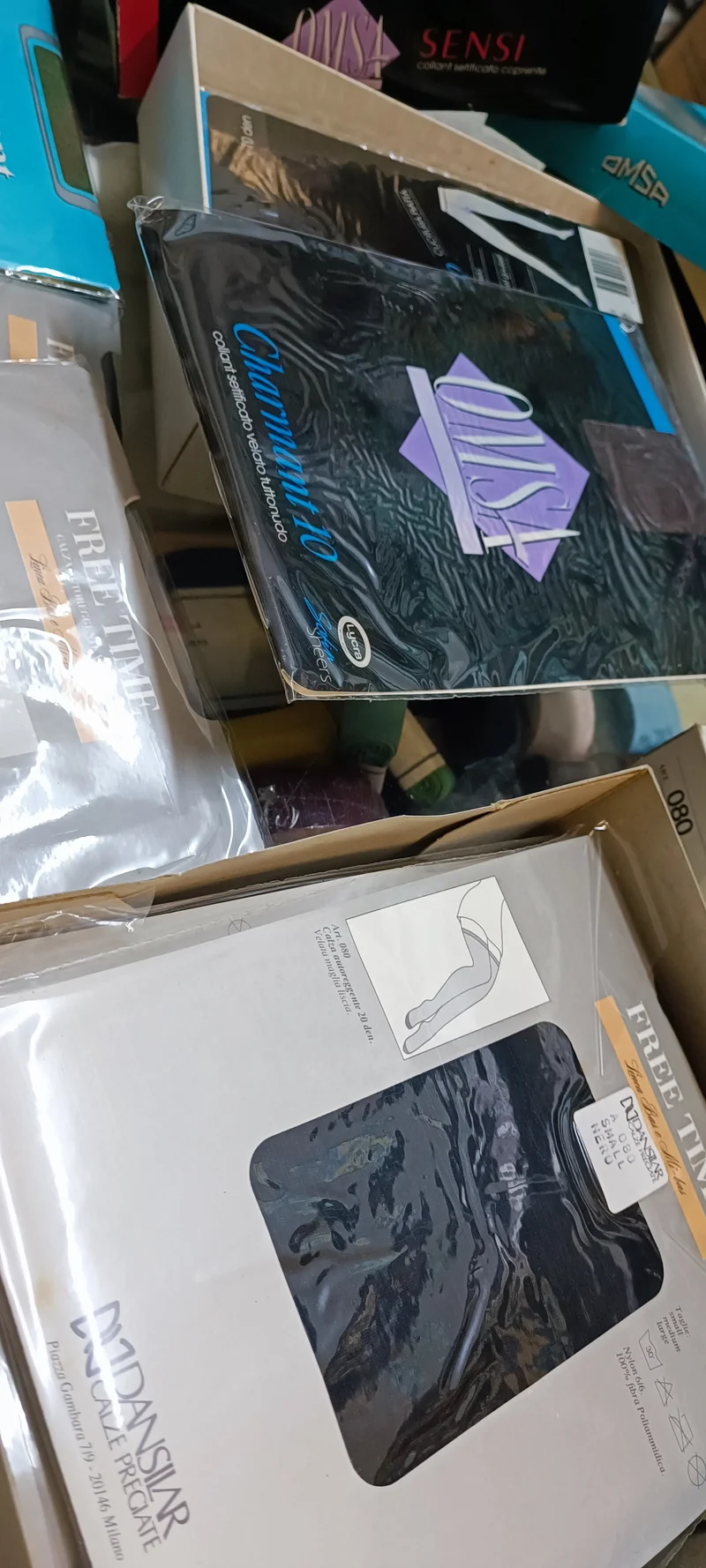 Collant e autoreggenti, mis small e 1°, OMSA e Dansilar, 25 paia. 1kg.