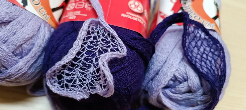 Filato a rete Tango Cucirini Tre Stelle due gomitoli lilla e due viola per sciarpe o bordure. 200g.