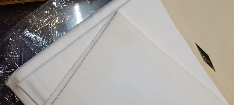 Lenzuolo matrimoniale in puro cotone finissimo. 800g.