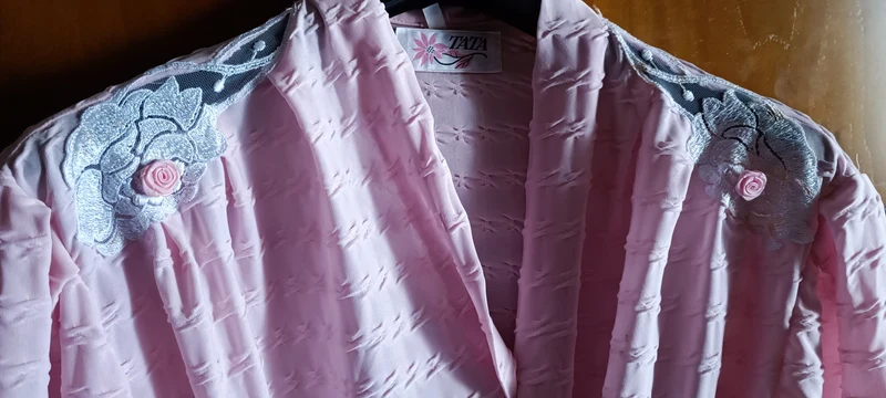 Vestaglia vintage rosa, taglia 52. 800g.