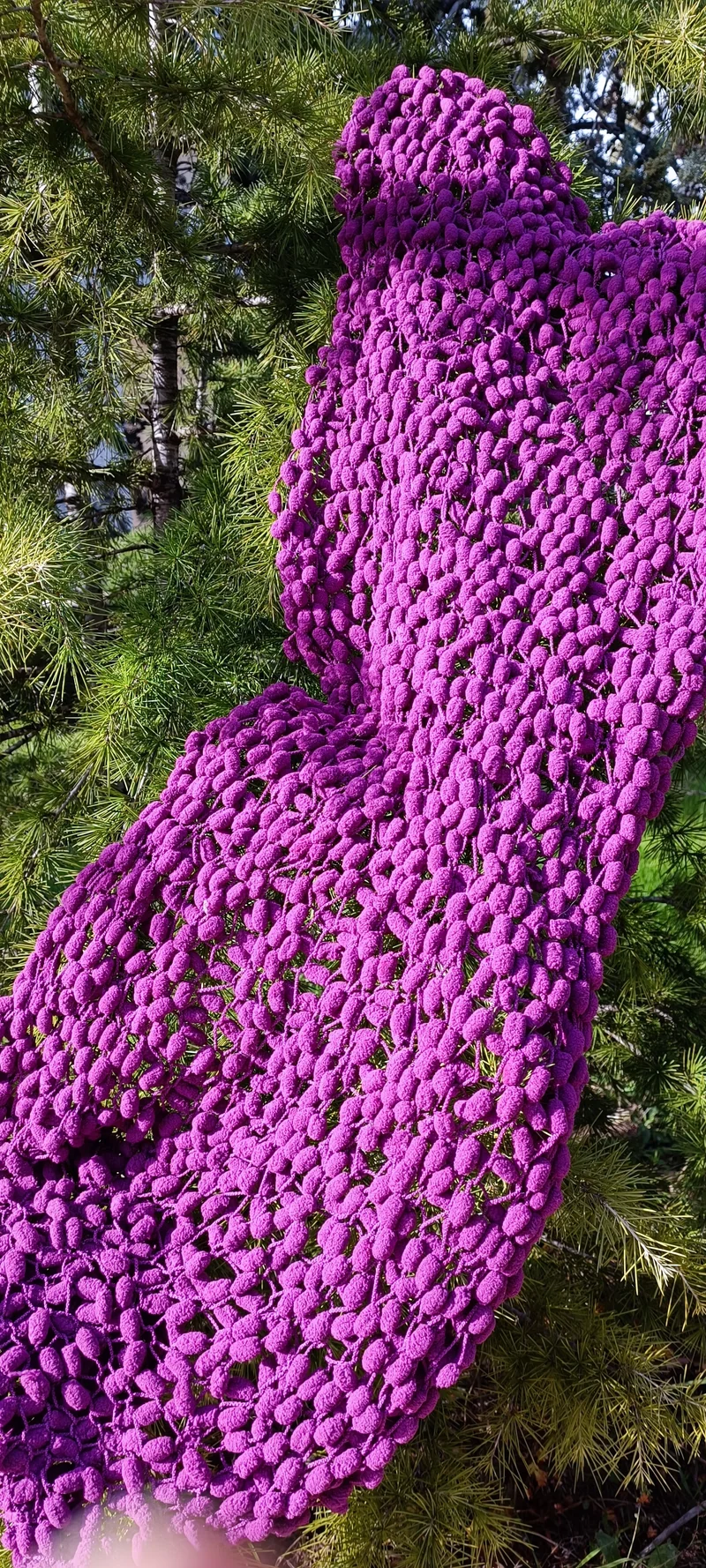 Scialle in microfibra della Gatto, colore violetto. Circa 700g.
