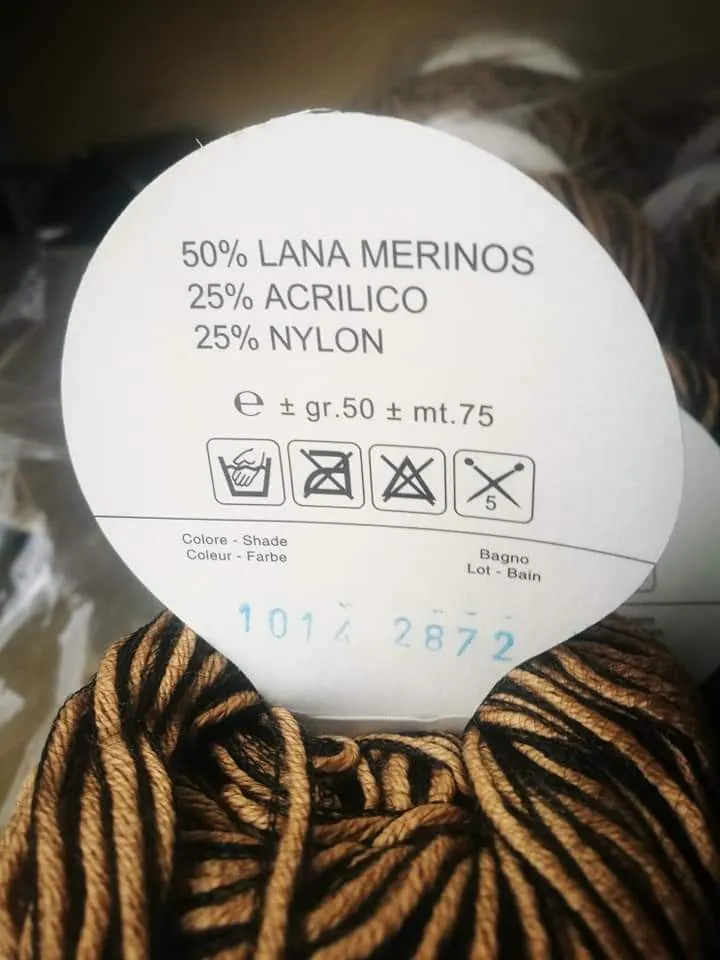 Colibrì di Alessandra, misto lana profilato di due colori, 500g.