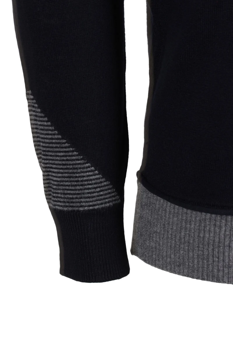Pullover dettagli a contrasto
