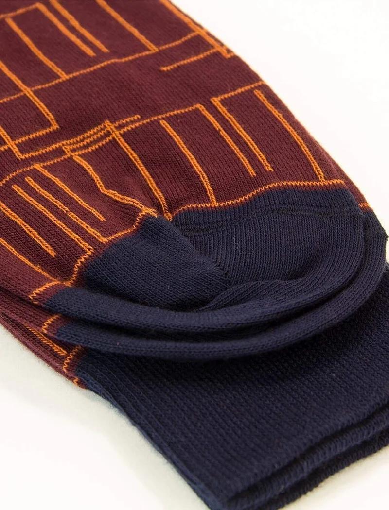 Burgundy Random Lines Organic Cotton Socks
