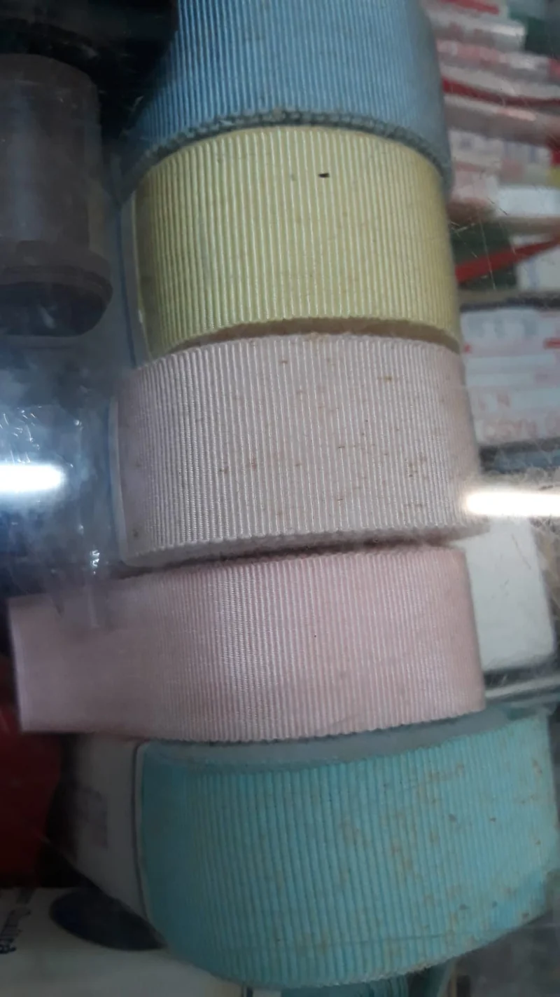 Nastro in grosgrain di 10 metri. 150g..