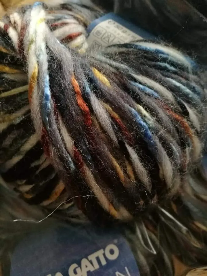 Filato moda fantasia Canton Lana Gatto, ferri 9. 500 g.