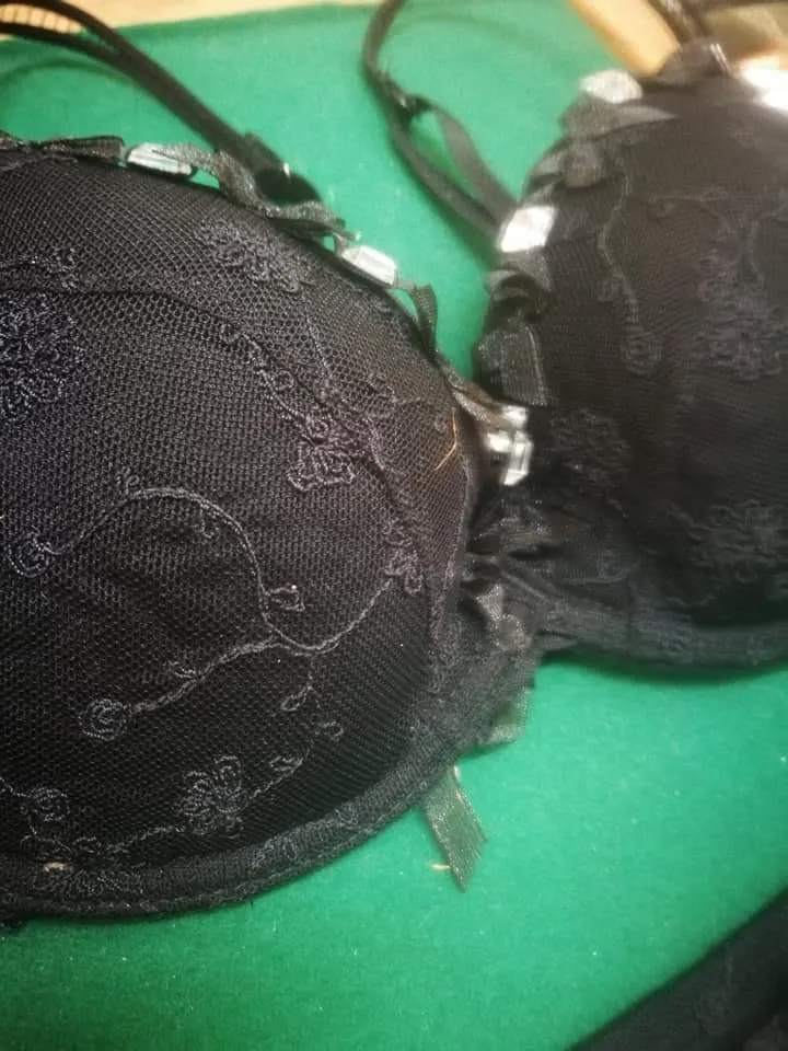 Elegante completo intimo della Parah Off-limits, nero, taglia 300 g.