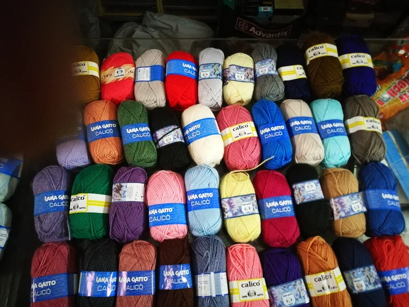 Calicò Lana Gatto, misto lana(50%) 20 gomitoli in mix di colori per capi Granny, 1kg.