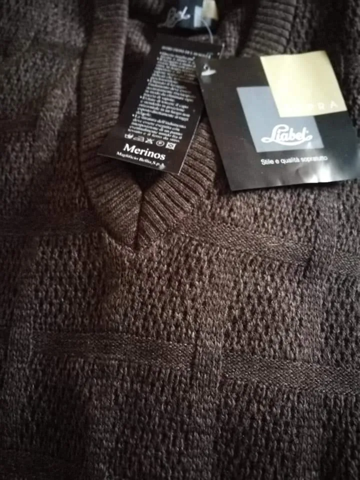 Maglia uomo merinos, scollo a V, Liabel. 700g.