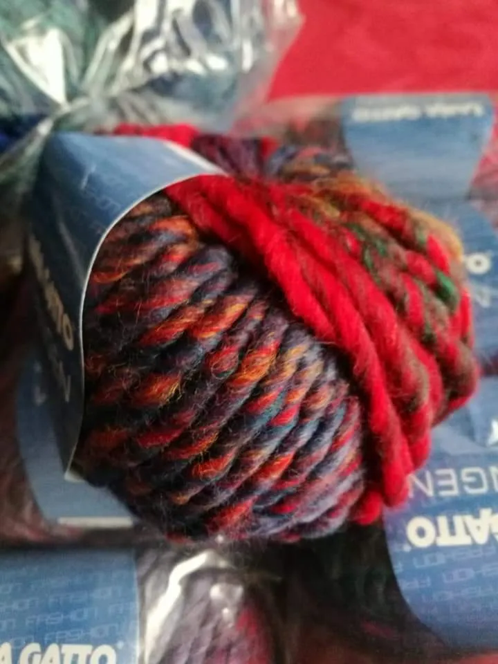 Misto lana(53%) filato moda fantasia Wengen, confezione da 500g..