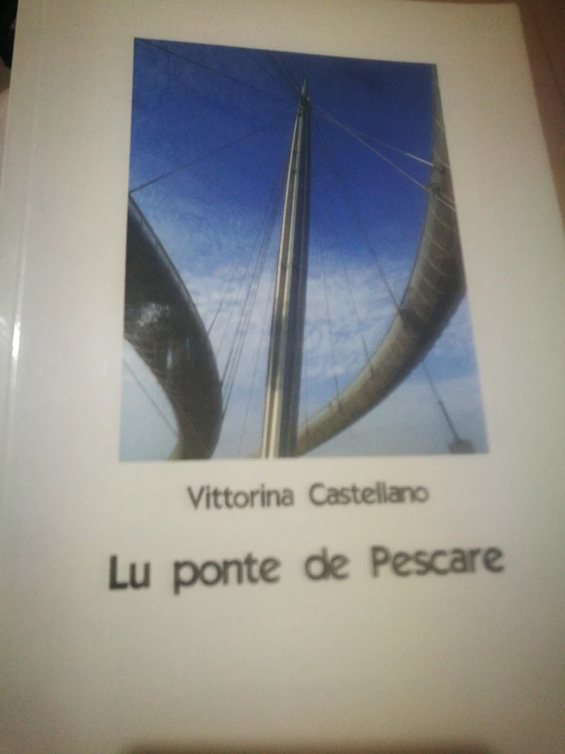 Libri per tutti, un'idea regalo per te e per chi vuoi. 200g.