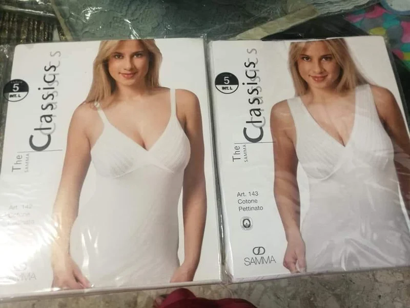Intimo donna, due maglie in cotone mercerizzato, una a spalla stretta e una a spalla larga, 200g.