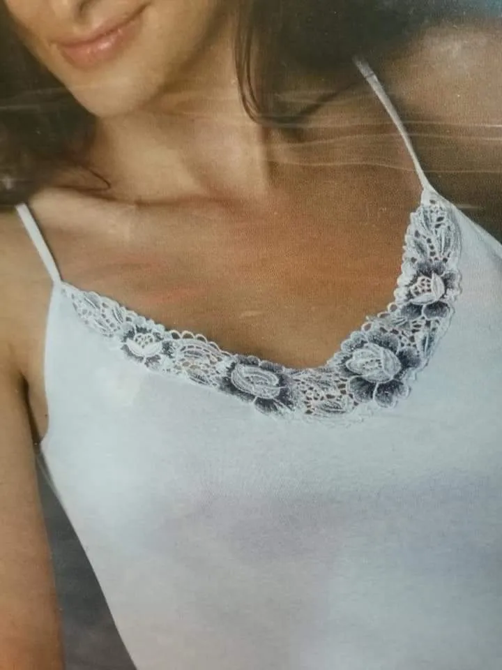 Maglia intima donna, spallina, in filo di Scozia Manufat, 100g.