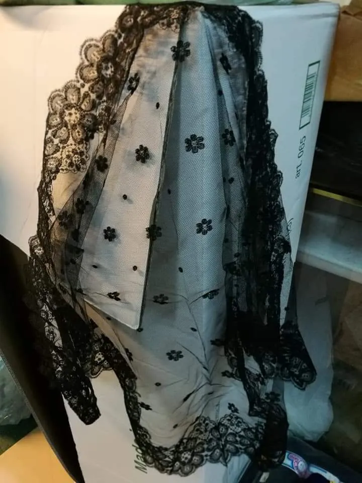 Veletta vintage in pizzo, 50g.