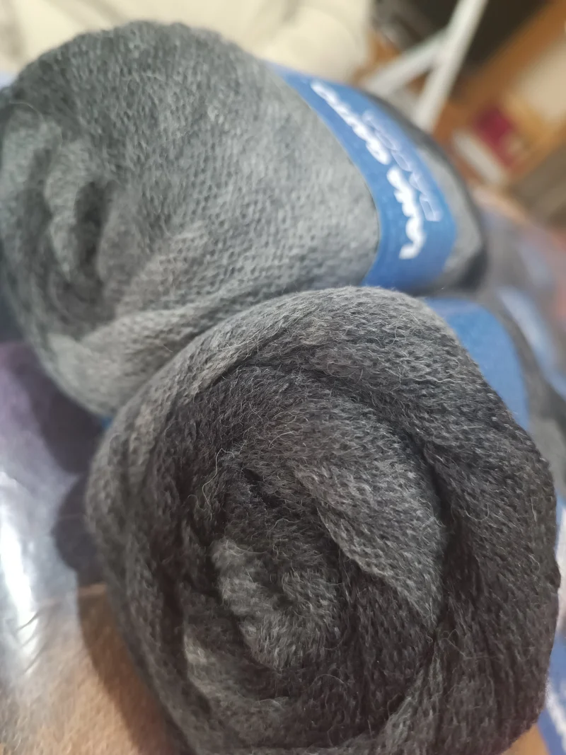 Filato moda Dacca Gatto, confezione da 500g.