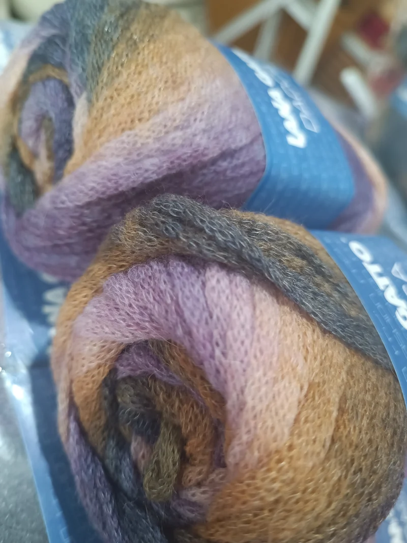 Filato moda Dacca Gatto, confezione da 500g.