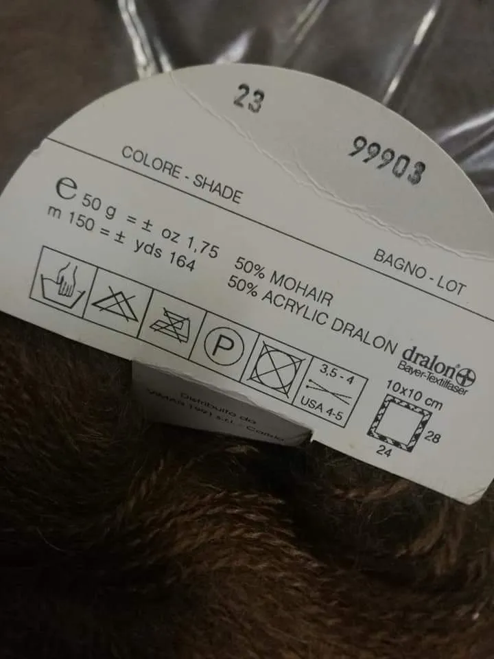 Lane Borgosesia, misto mohair, colore nocciola, gomitolo mi 150, ferri 3,5/4.. 500g.