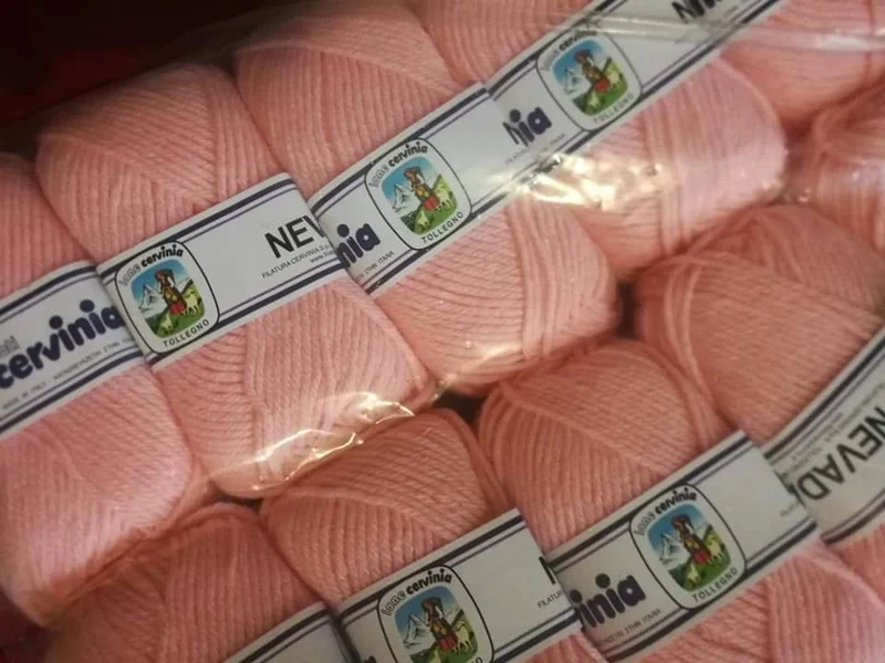 Misto lana Nevada della Cervinia, ferri 4, 125 m a gomitolo. Confezione da 500g.