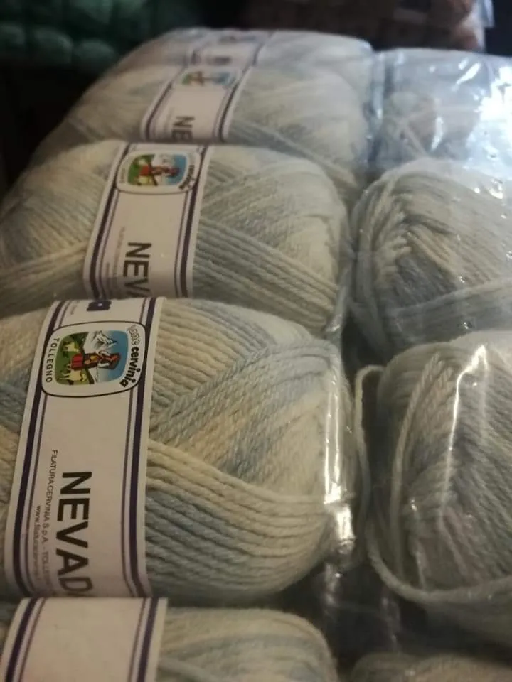 Misto lana Nevada della Cervinia, ferri 4, 125 m a gomitolo. Confezione da 500g.