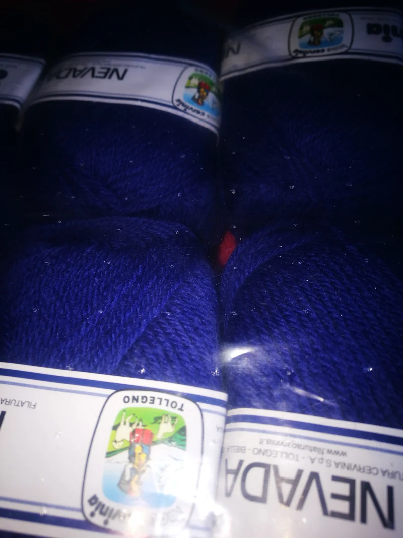 Misto lana Nevada della Cervinia, ferri 4, 125 m a gomitolo. Confezione da 500g.