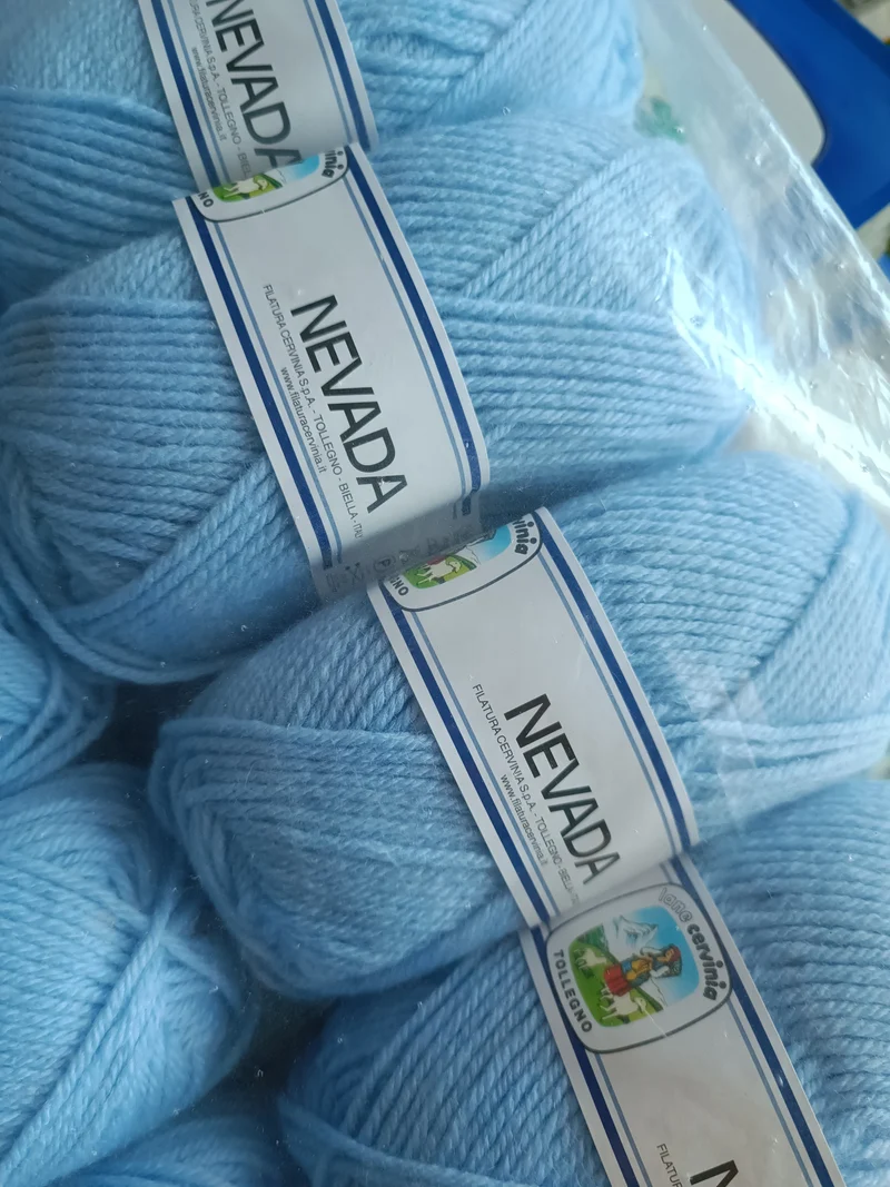 Misto lana Nevada della Cervinia, ferri 4, 125 m a gomitolo. Confezione da 500g.
