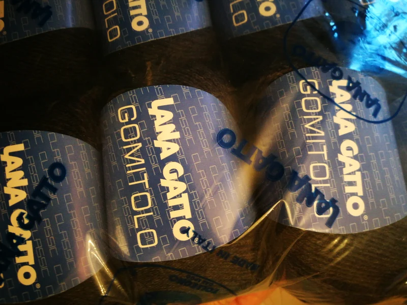 Pura lana vergine Gomitolo Gatto, confezione da 500g.
