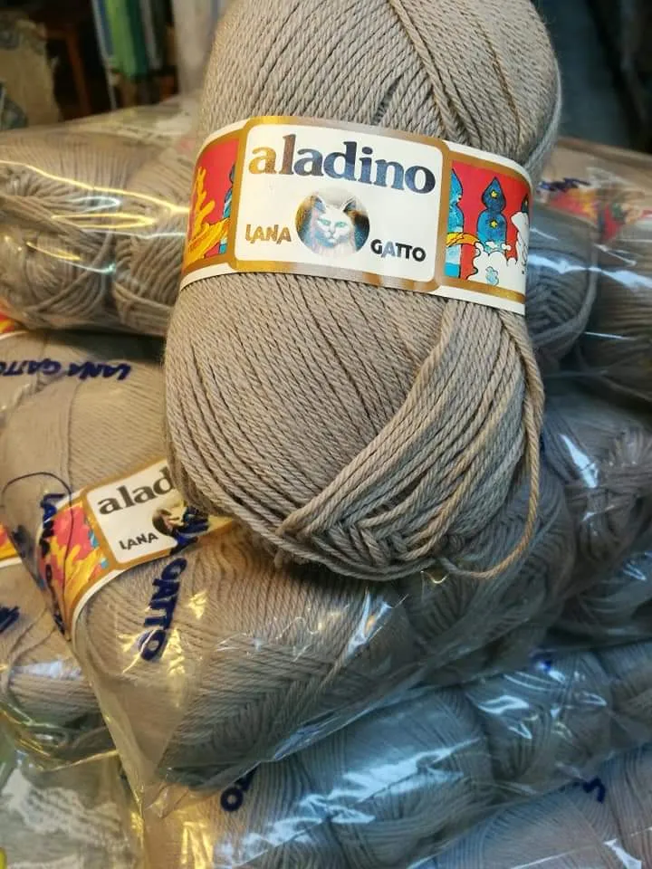 Offerta super, due confezioni di Aladino, misto lana tortora chiaro, 1kg.