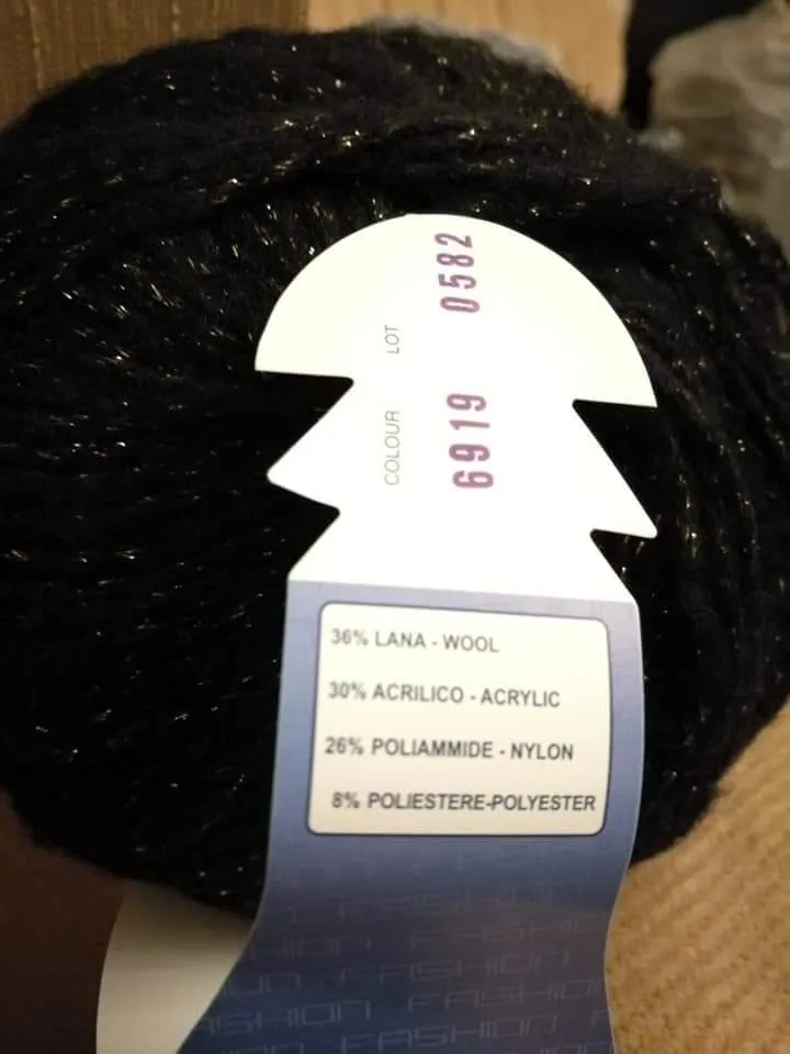Filato moda Ural Lana Gatto, confezione da 500g.