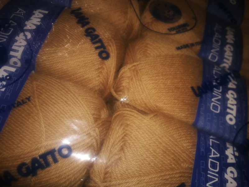 Aladino misto lana a gomitoli, confezione da 500g.